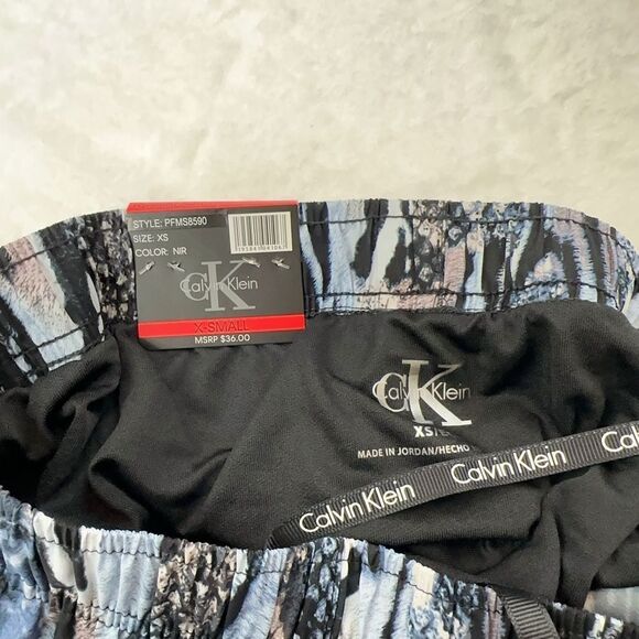 NWT 2 Calvin Klein Women's Comfortable Fashion Print Running Shorts Size XS - Picture 7 of 9